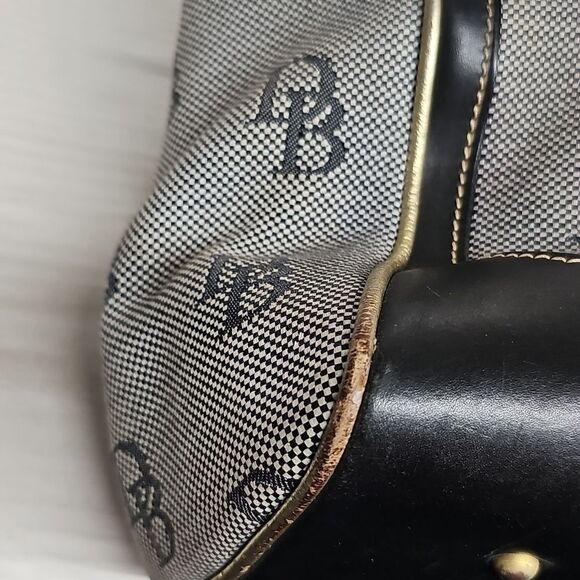 Dooney & Bourke Black and Gray Tote Bag BFPM-03-114 - Picture 10 of 11